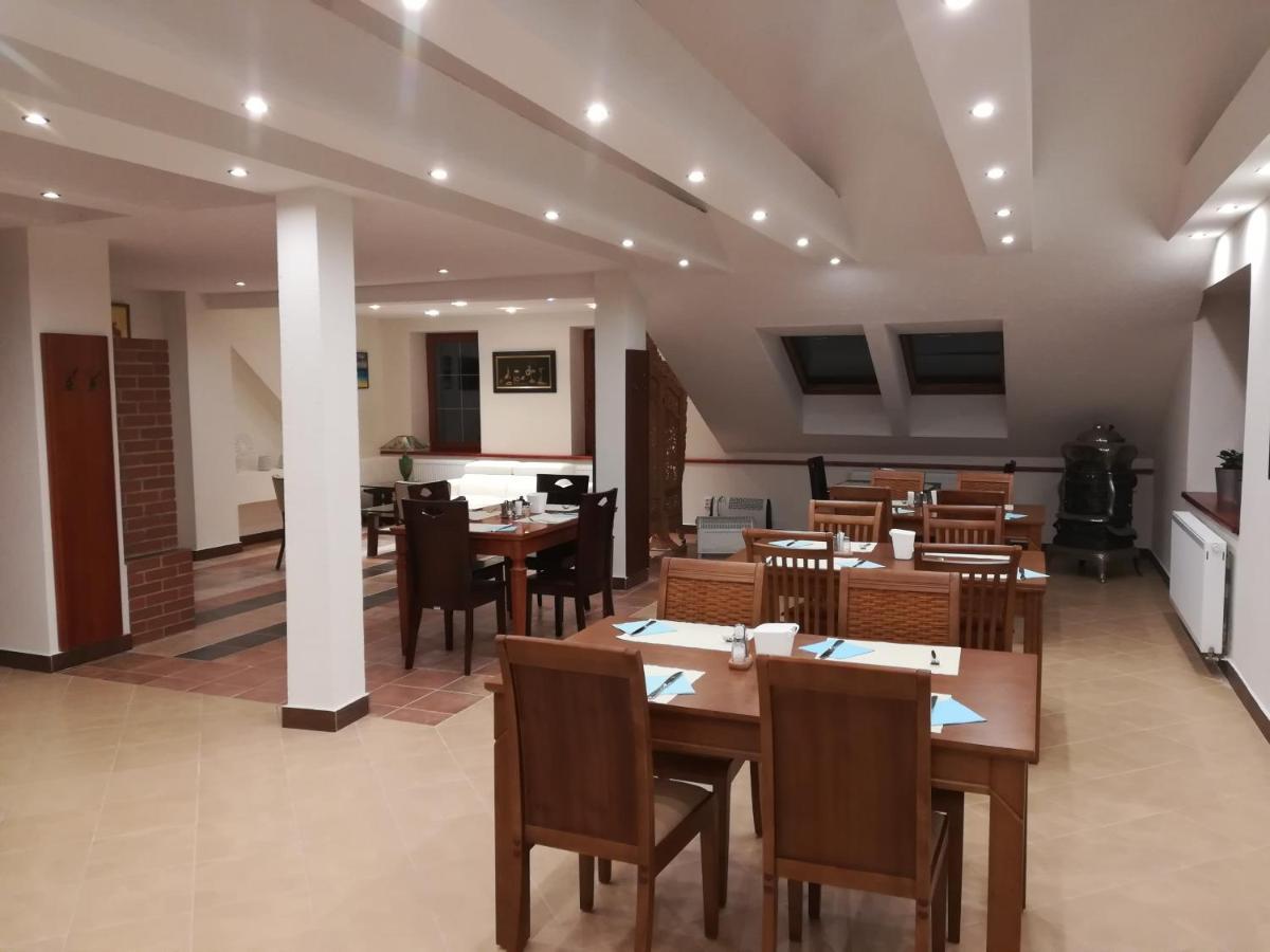 Hotel na Kafkové Ostrava Extérieur photo